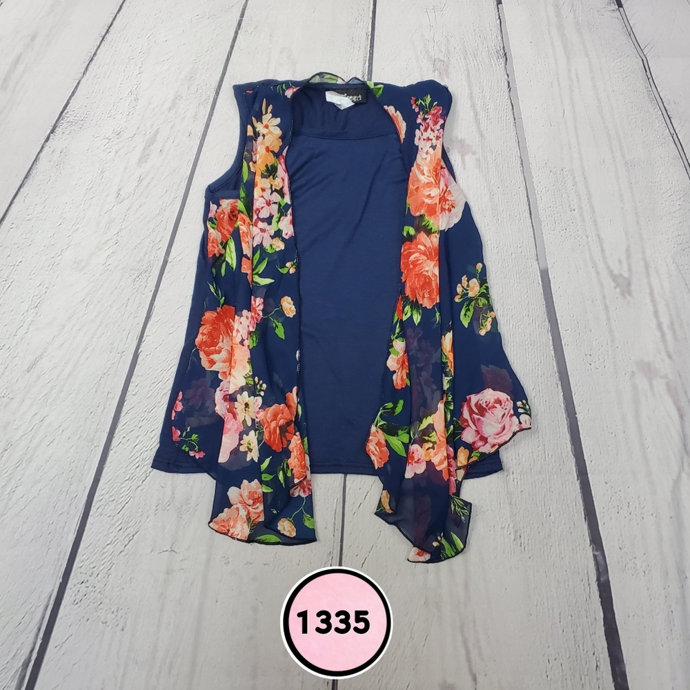 2 🩷 Tween Girls Large Navy Blue Floral Blouse Tops Short Sleeve Shirts